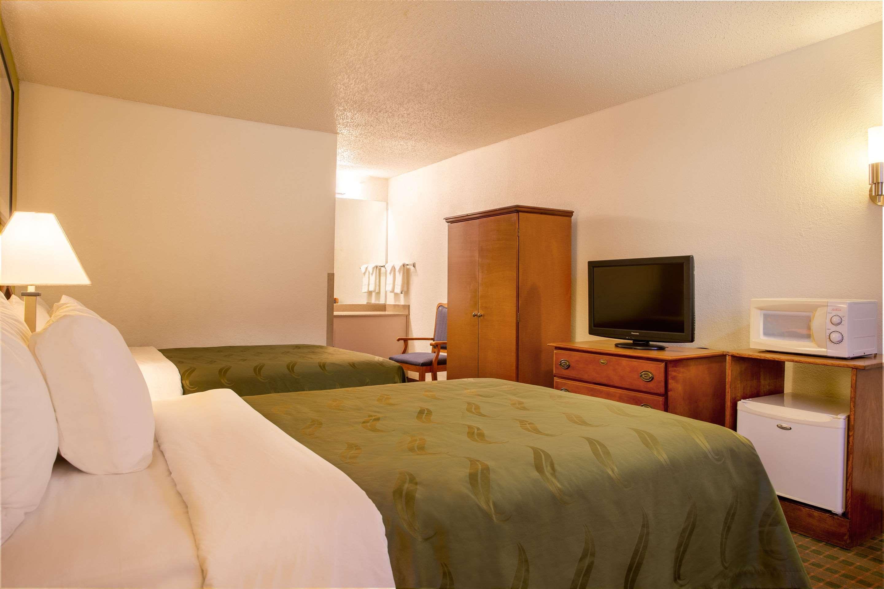 Quality Inn At Arlington Highlands Dış mekan fotoğraf