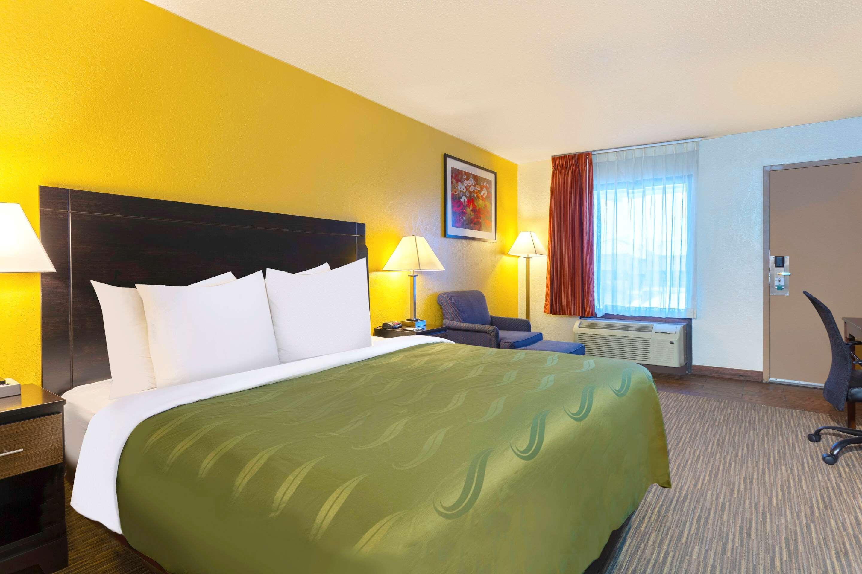 Quality Inn At Arlington Highlands Dış mekan fotoğraf