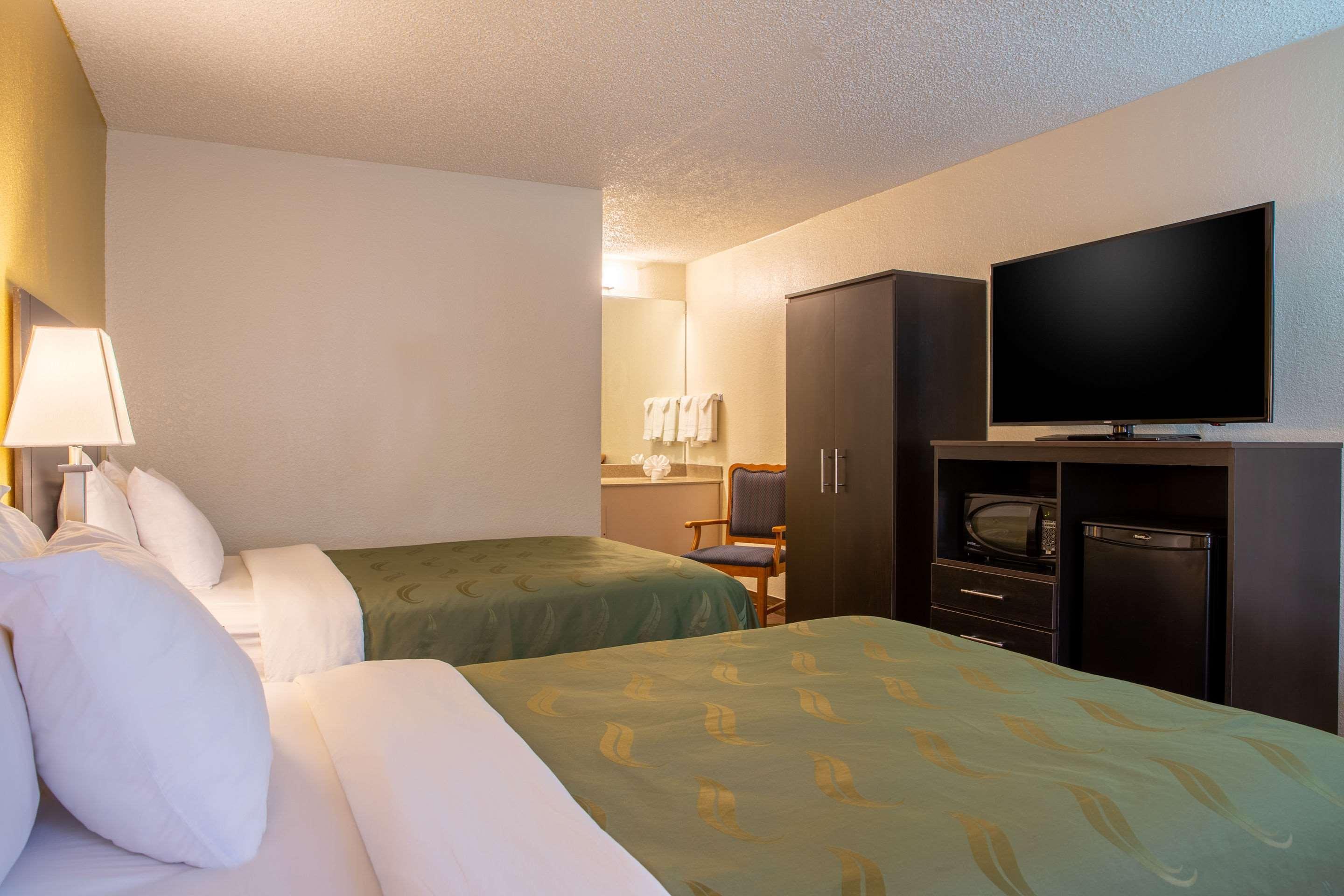 Quality Inn At Arlington Highlands Dış mekan fotoğraf