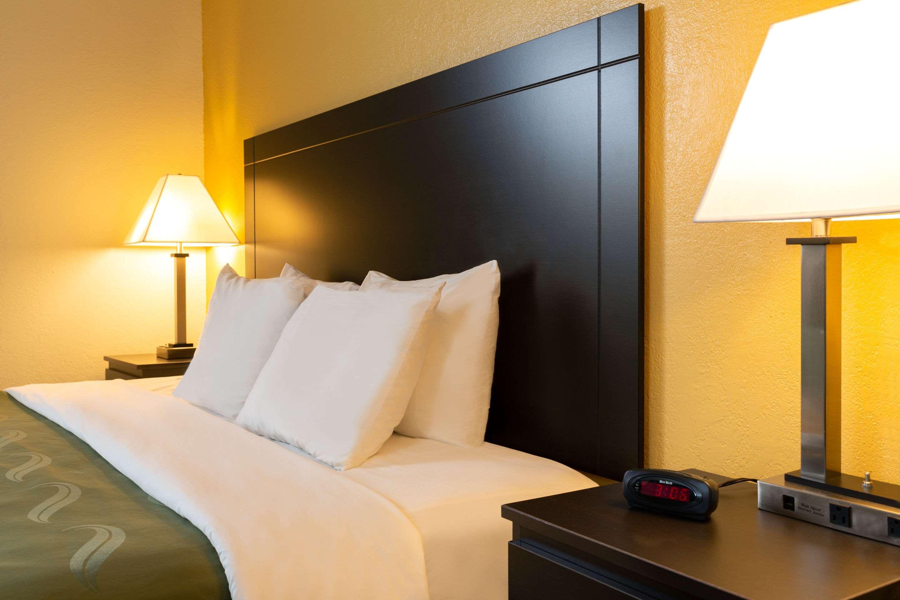 Quality Inn At Arlington Highlands Dış mekan fotoğraf