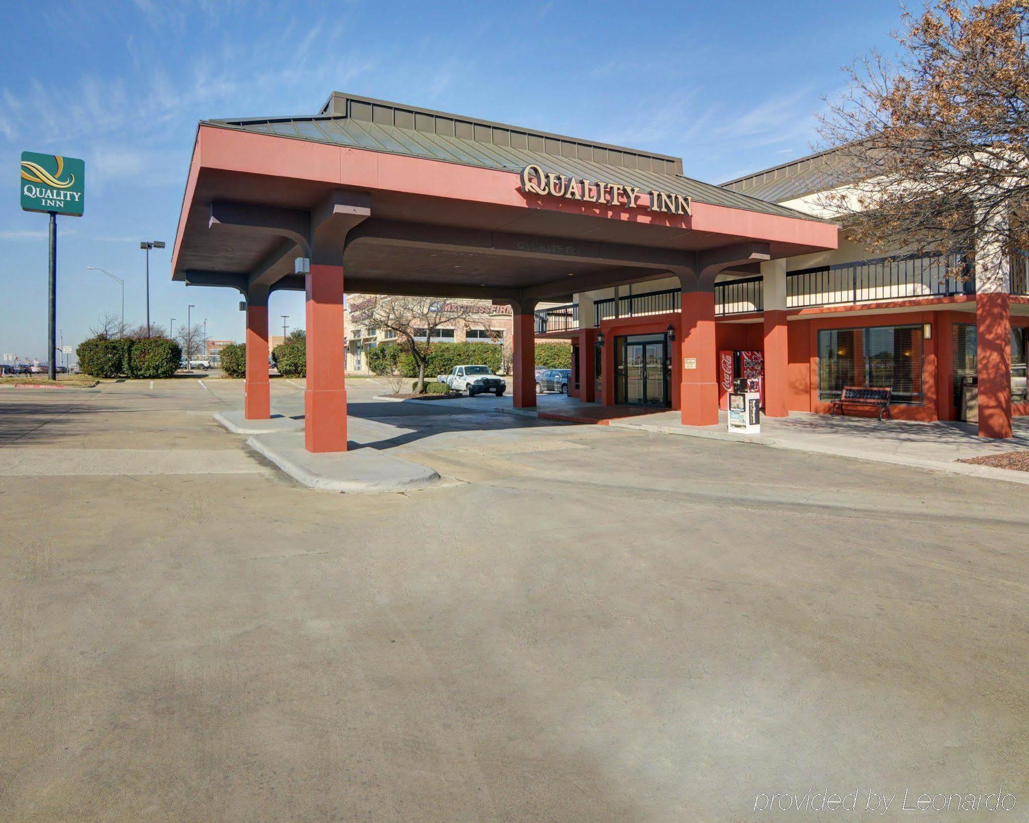 Quality Inn At Arlington Highlands Dış mekan fotoğraf